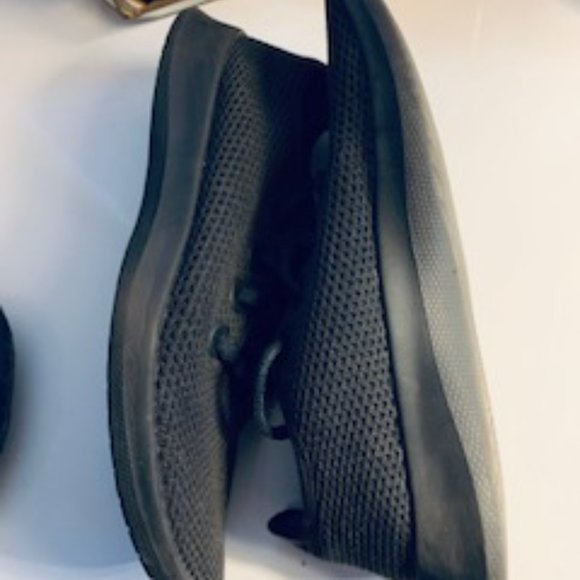 Allbirds Charcoal/Black Tree Runners - Picture 5 of 7